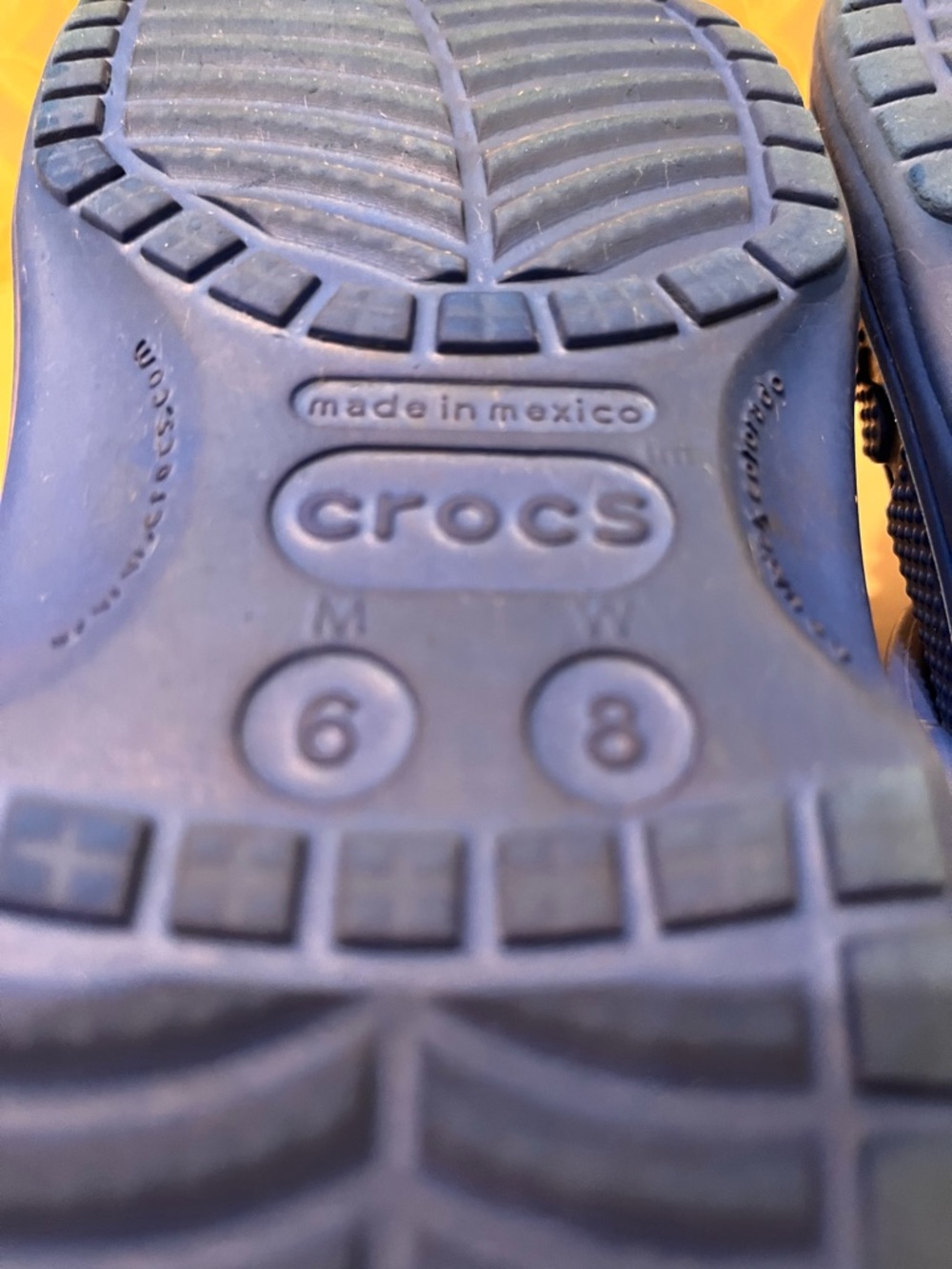 Crocs Baya Classic Clogs in Bright Blue Women's Size 8 - Picture 11 of 11